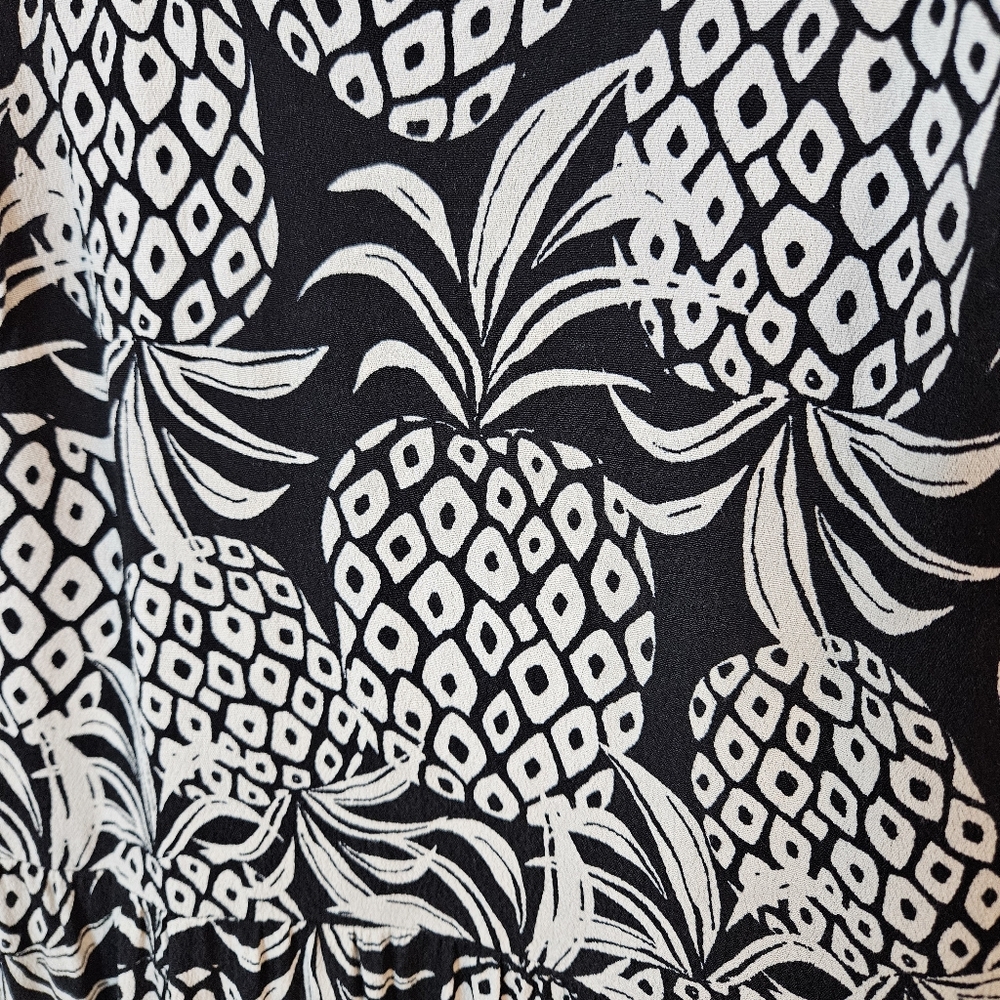 Reitmans Pineapple Print Open Back Midi Dress Medium - Picture 8 of 16